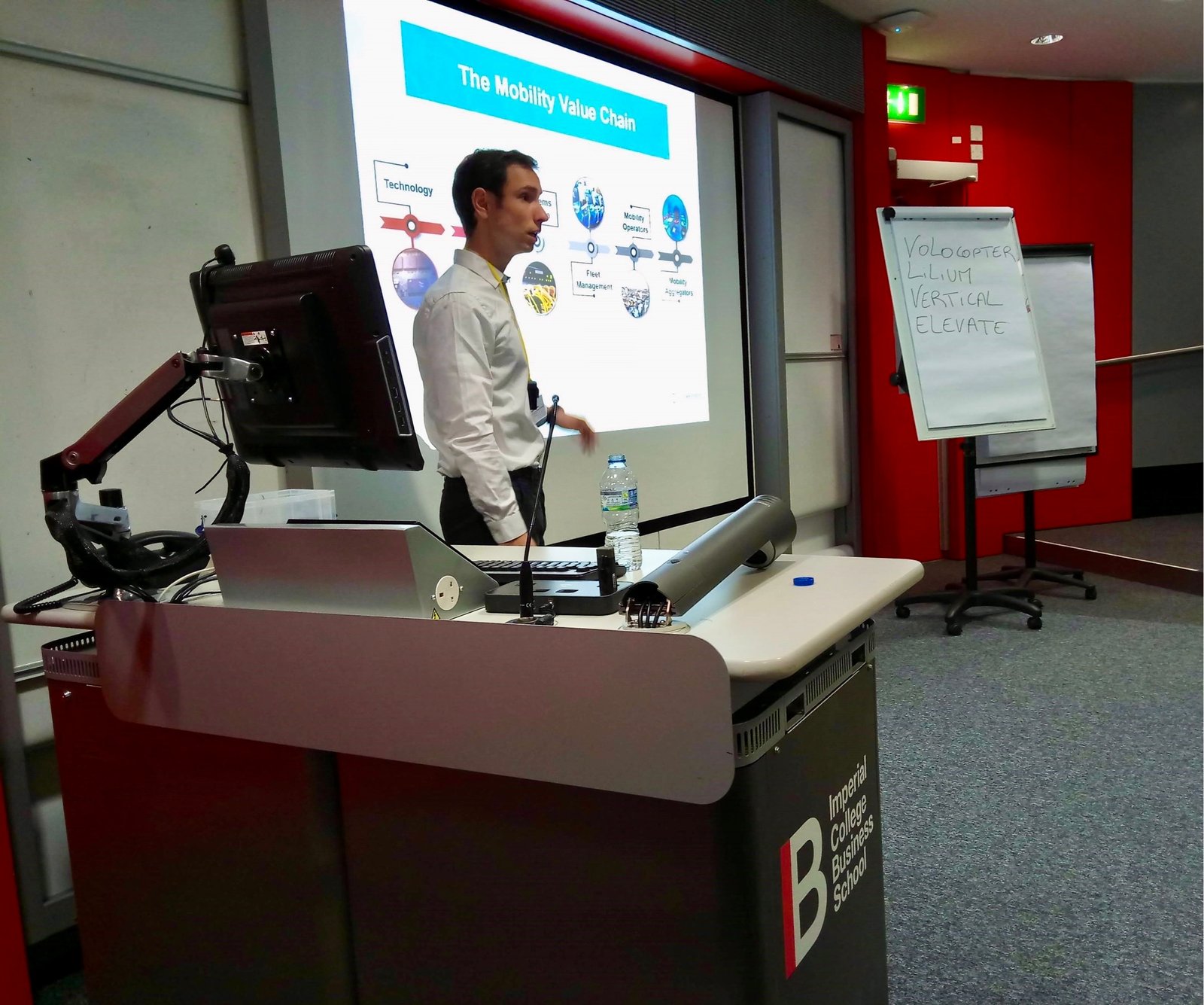 University lecture on sustainable mobility value chains